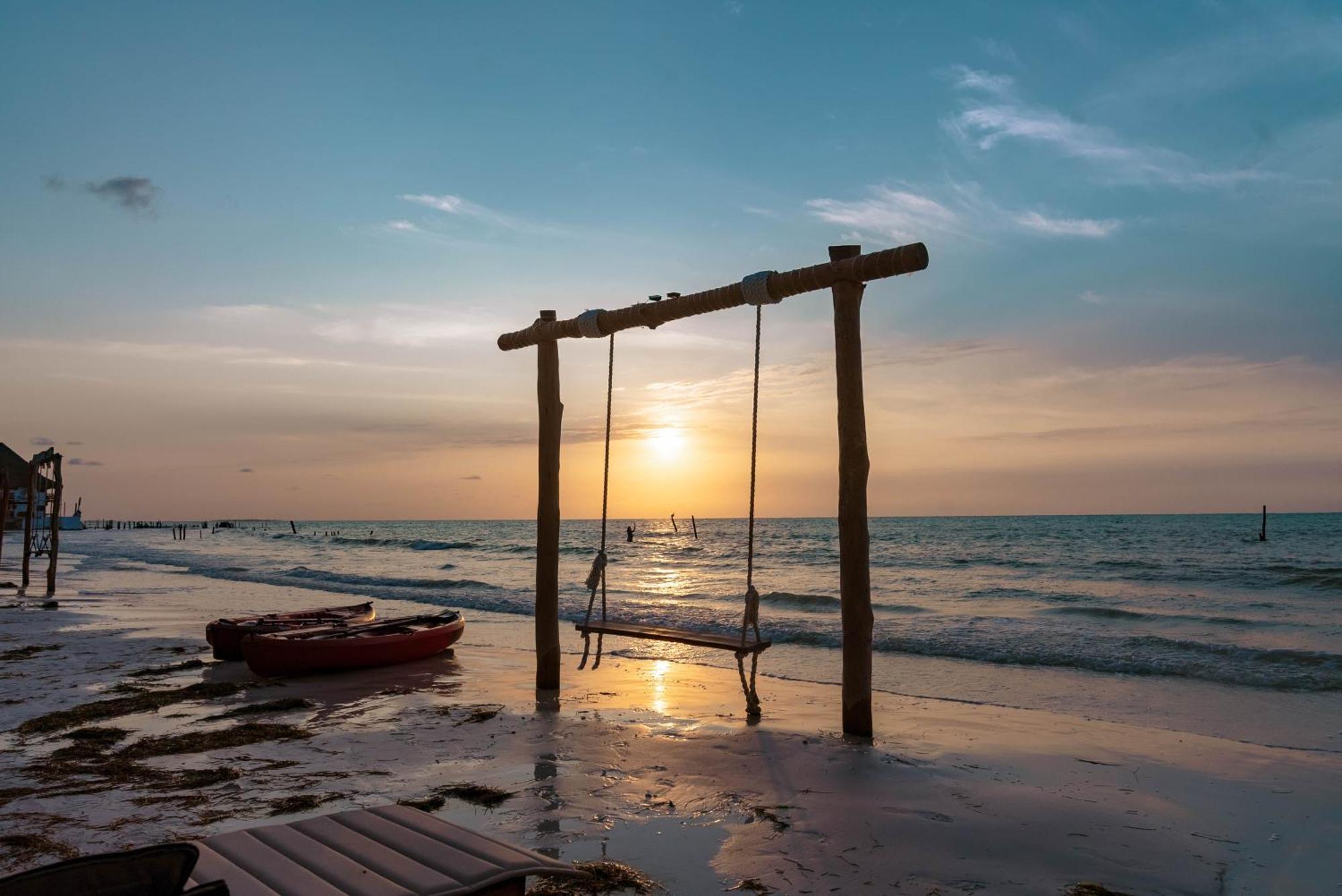 Awa Holbox Hotel Boutique - Beach Front Экстерьер фото